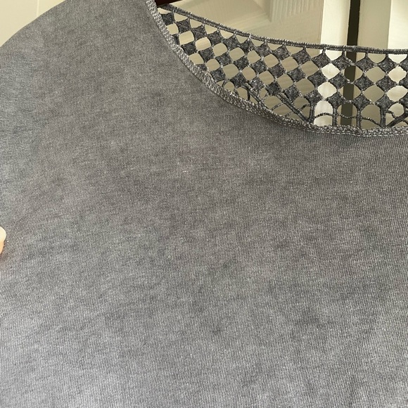 Top - Picture 6 of 7